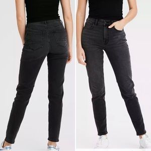American Eagle Mom Jeans Size 8 | Black